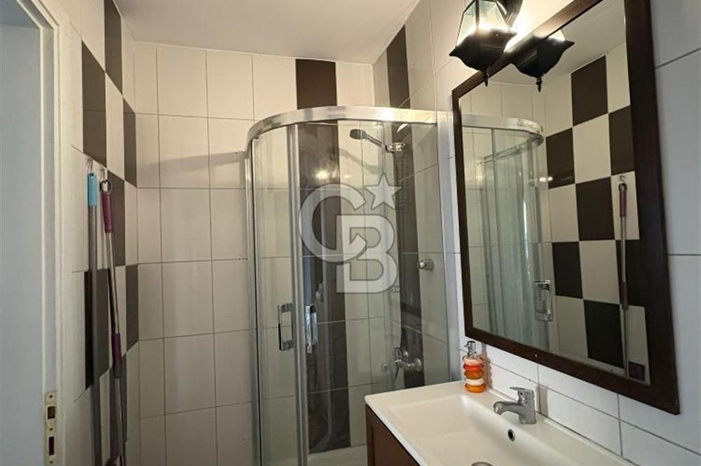 Donanmacı mahallesinde ferah kiralık 2+1