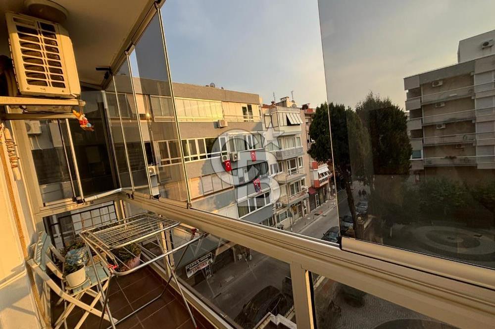 Donanmacı mahallesinde ferah kiralık 2+1