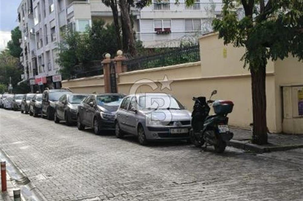 Donanmacı mahallesinde ferah kiralık 2+1