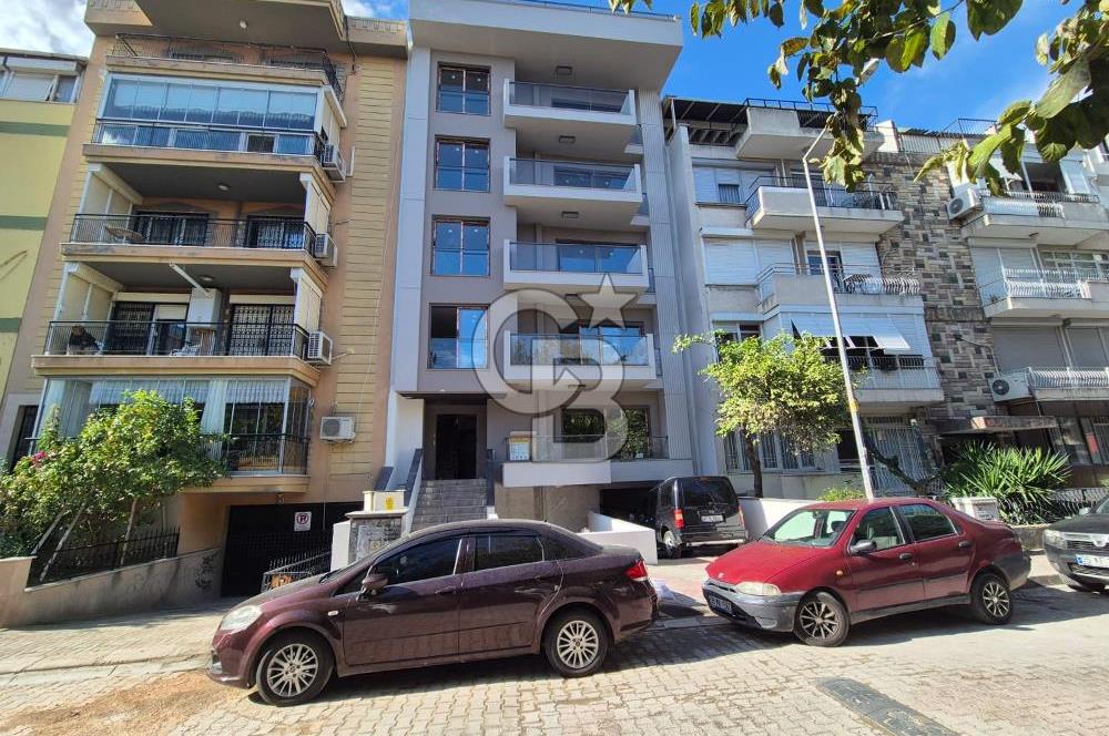 Karşıyaka Aksoy da 4+1 çift teraslı sıfır Dubleks Daire