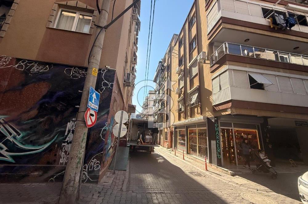 Karşıyaka Girne caddesi yakını 2+1 Satılık Daire