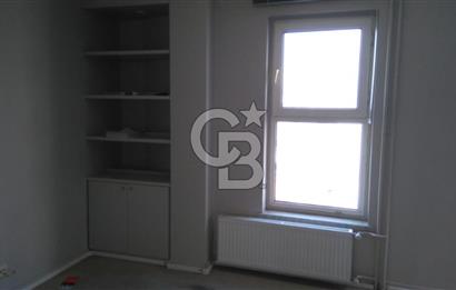 ŞİŞHANE OKÇUMUSA CADDESİ GÜNEŞ HAN'DA SATILIK TAM KAT