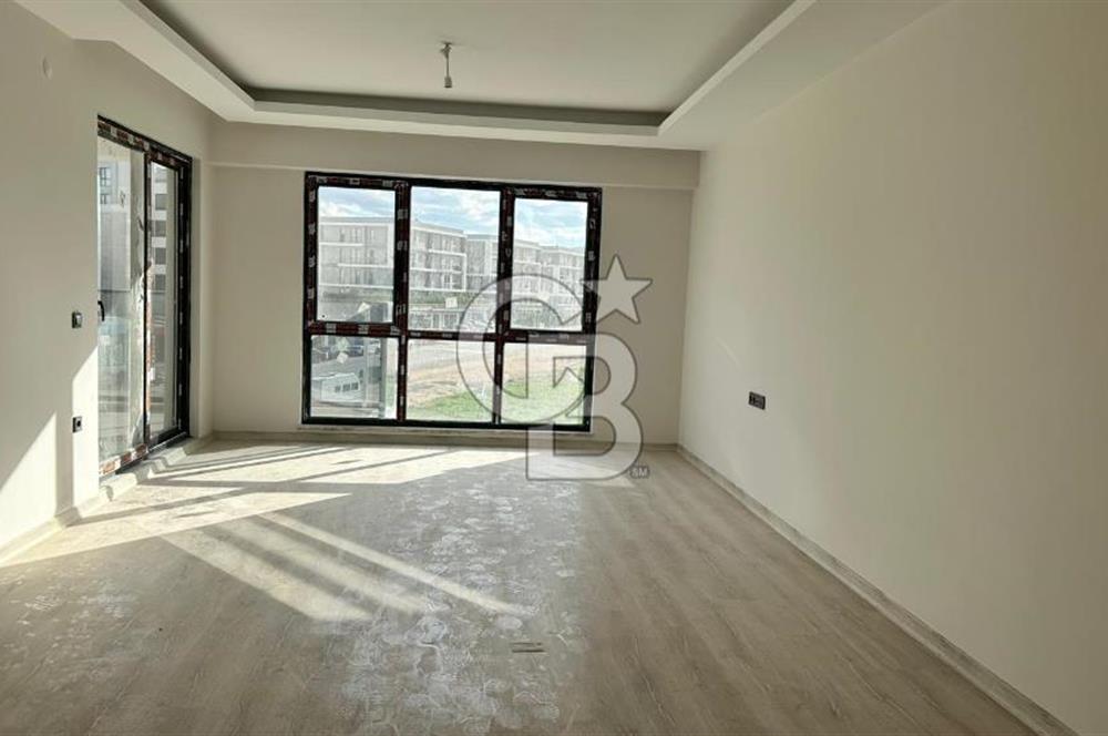 NİLÜFER KAYAPADA CADDE ÜZERİ,HAVUZLU SATILIK 3+1 DAİRE