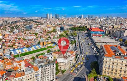 Beyoğlu’nun En Prestijli Noktasında Kiralık Bina