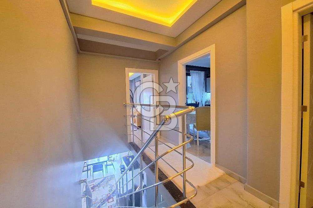 EDREMİT'TE MUHTEŞEM MANZARALI 168m² NET / 3+1