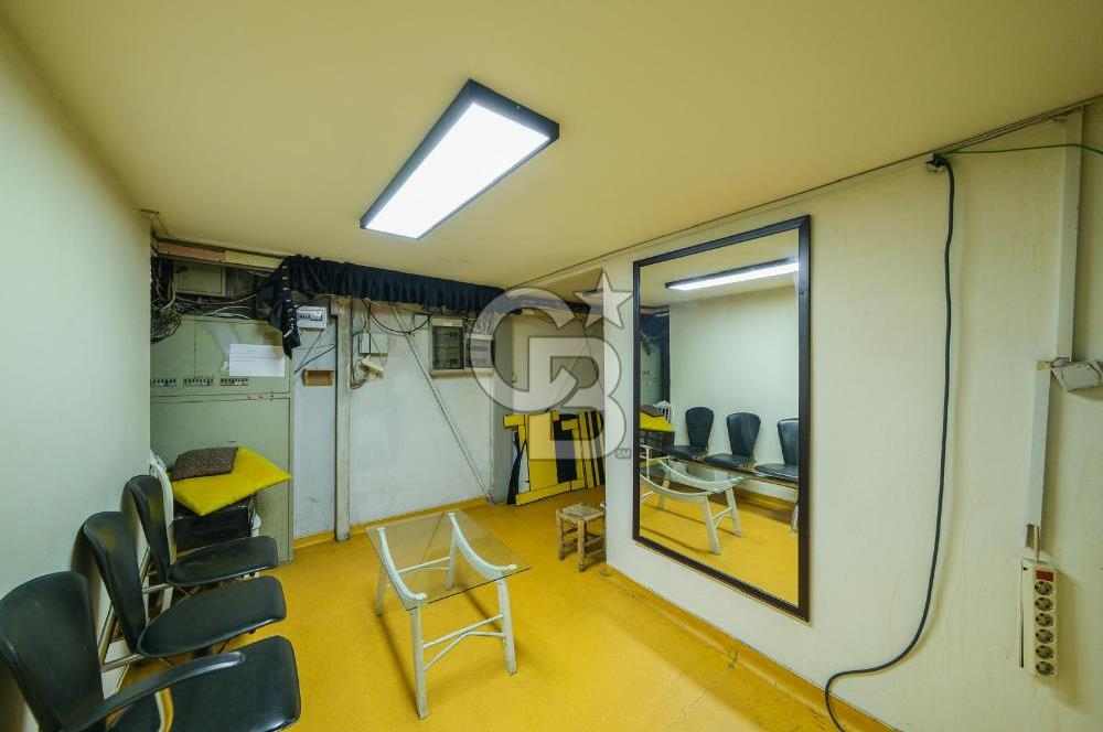 Beyoğlu’nun En Prestijli Noktasında Kiralık Bina