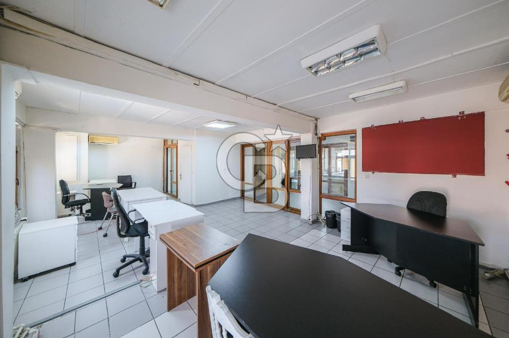 Beyoğlu’nun En Prestijli Noktasında Kiralık Bina