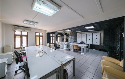 Beyoğlu’nun En Prestijli Noktasında Kiralık Bina