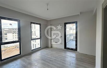 NİLÜFER KAYAPADA CADDE ÜZERİ,HAVUZLU SATILIK 3+1 DAİRE