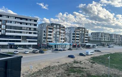 NİLÜFER KAYAPADA CADDE ÜZERİ,HAVUZLU SATILIK 3+1 DAİRE