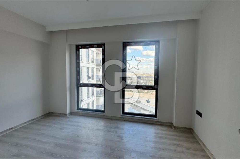 NİLÜFER KAYAPADA CADDE ÜZERİ,HAVUZLU SATILIK 3+1 DAİRE