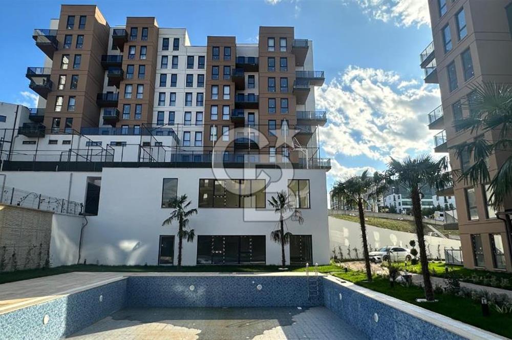 NİLÜFER KAYAPADA CADDE ÜZERİ,HAVUZLU SATILIK 3+1 DAİRE