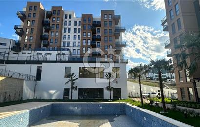 NİLÜFER KAYAPADA CADDE ÜZERİ,HAVUZLU SATILIK 3+1 DAİRE