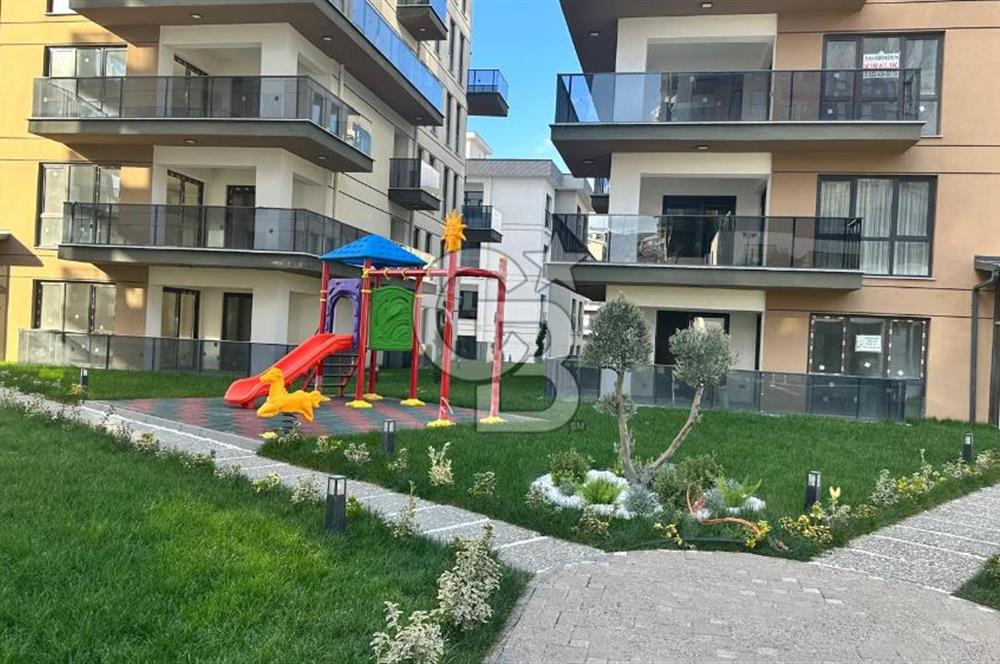 NİLÜFER KAYAPADA CADDE ÜZERİ,HAVUZLU SATILIK 3+1 DAİRE