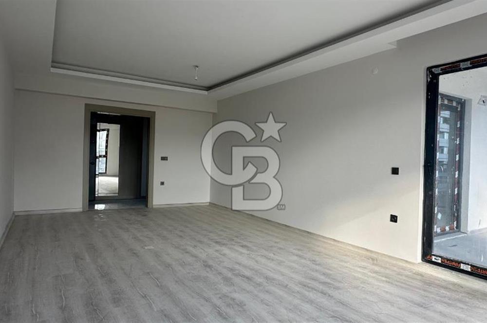 NİLÜFER KAYAPADA CADDE ÜZERİ,HAVUZLU SATILIK 3+1 DAİRE