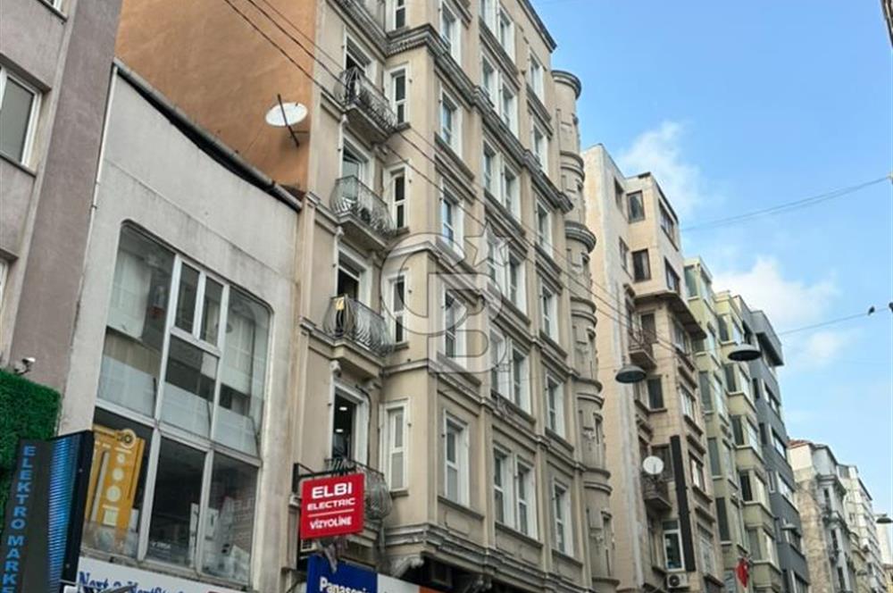 ŞİŞHANE OKÇUMUSA CADDESİ GÜNEŞ HAN'DA SATILIK TAM KAT