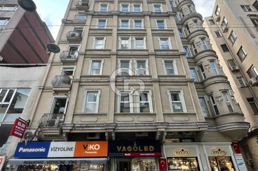 ŞİŞHANE OKÇUMUSA CADDESİ GÜNEŞ HAN'DA SATILIK TAM KAT