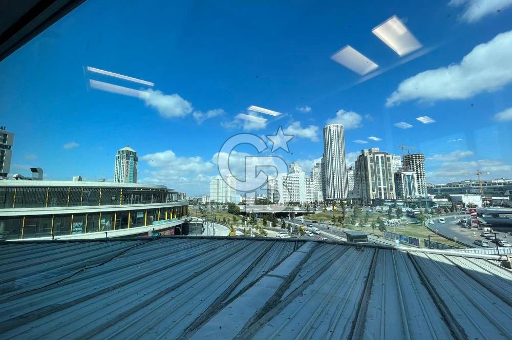 BEYLİKDÜZÜ METROBÜS YANI KAYA MILLENIUM İŞ MERKEZİNDE NET 125 M2