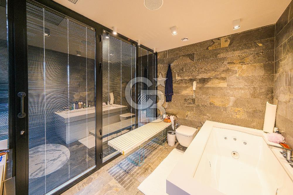 Selenium Twins - Tasarım Yüksek Kat Panoramik İstanbul Manzarası