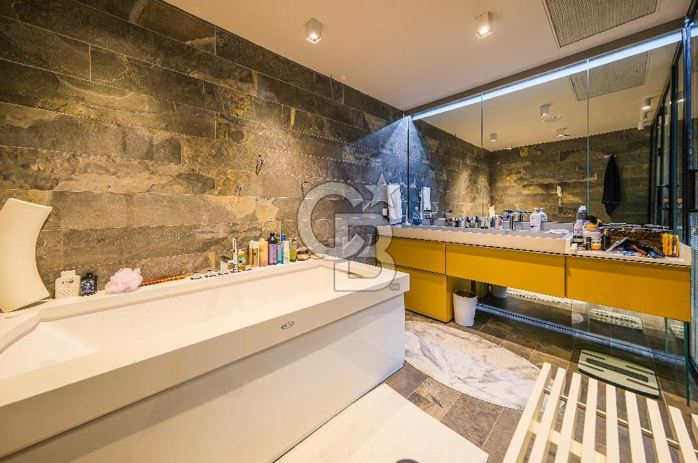 Selenium Twins - Tasarım Yüksek Kat Panoramik İstanbul Manzarası