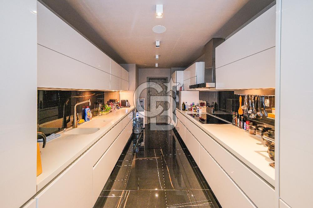 Selenium Twins - Tasarım Yüksek Kat Panoramik İstanbul Manzarası