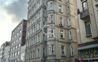 ŞİŞHANE OKÇUMUSA CADDESİ GÜNEŞ HAN'DA SATILIK TAM KAT