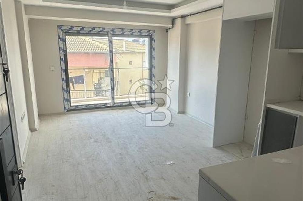 İZMİR SEFERİHİSAR CAMİKEBİR MAHALLESİ – ANA CADDE ÜZERİNDE YENİ ( 1+1 )DAİRE