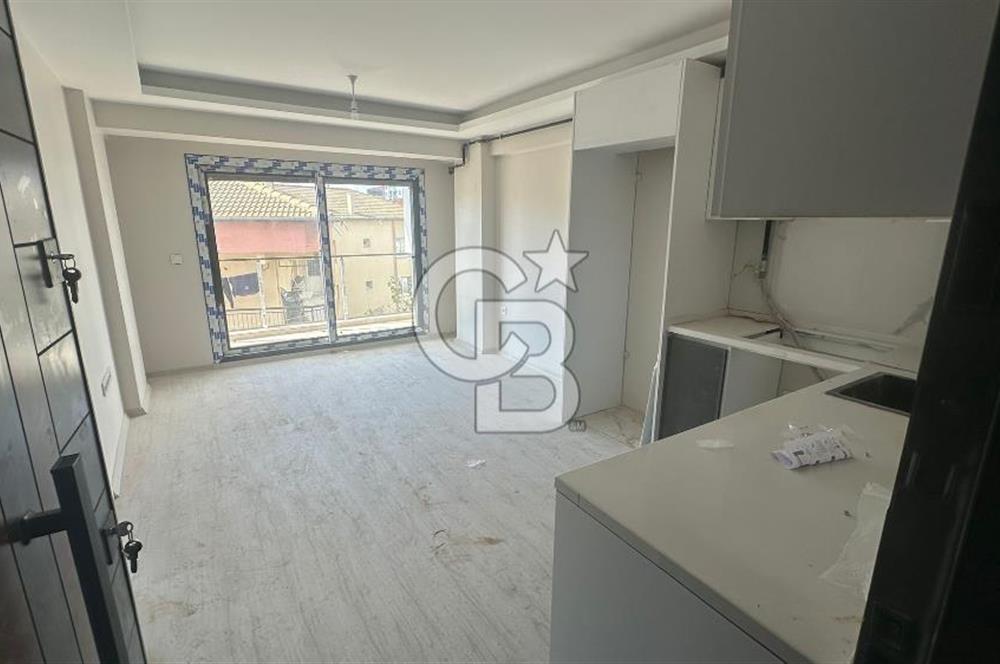 İZMİR SEFERİHİSAR CAMİKEBİR MAHALLESİ – ANA CADDE ÜZERİNDE YENİ ( 1+1 )DAİRE