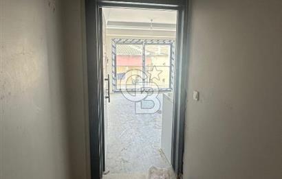 İZMİR SEFERİHİSAR CAMİKEBİR MAHALLESİ – ANA CADDE ÜZERİNDE YENİ ( 1+1 )DAİRE