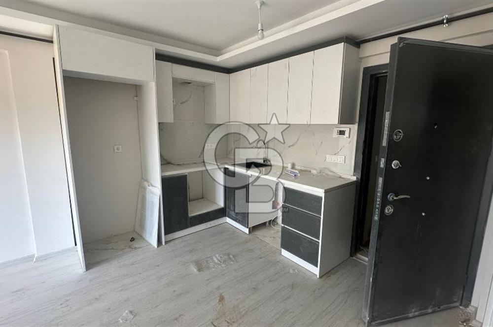 İZMİR SEFERİHİSAR CAMİKEBİR MAHALLESİ – ANA CADDE ÜZERİNDE YENİ ( 1+1 )DAİRE