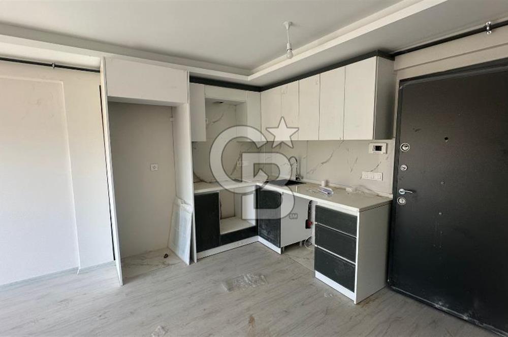 İZMİR SEFERİHİSAR CAMİKEBİR MAHALLESİ – ANA CADDE ÜZERİNDE YENİ ( 1+1 )DAİRE