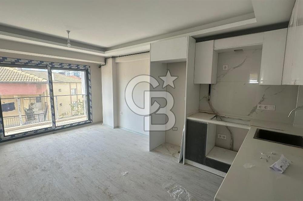 İZMİR SEFERİHİSAR CAMİKEBİR MAHALLESİ – ANA CADDE ÜZERİNDE YENİ ( 1+1 )DAİRE