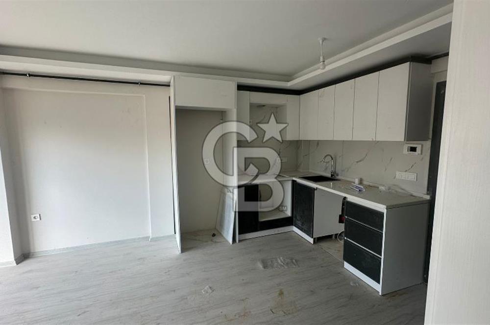 İZMİR SEFERİHİSAR CAMİKEBİR MAHALLESİ – ANA CADDE ÜZERİNDE YENİ ( 1+1 )DAİRE