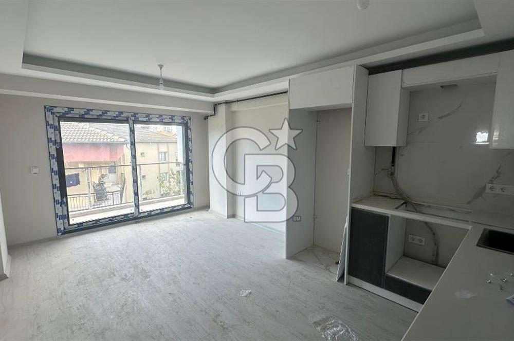 İZMİR SEFERİHİSAR CAMİKEBİR MAHALLESİ – ANA CADDE ÜZERİNDE YENİ ( 1+1 )DAİRE