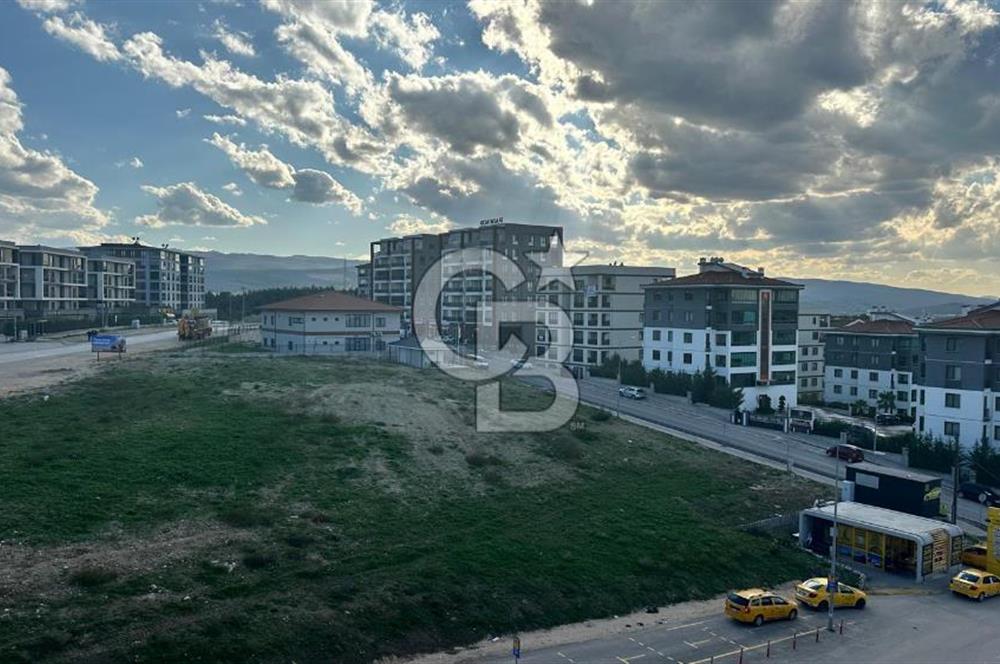 NİLÜFER KAYAPADA CADDE ÜZERİ,HAVUZLU SATILIK 3+1 DAİRE