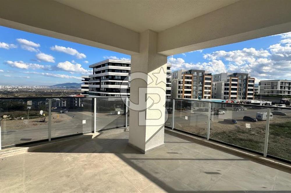 NİLÜFER KAYAPADA CADDE ÜZERİ,HAVUZLU SATILIK 3+1 DAİRE