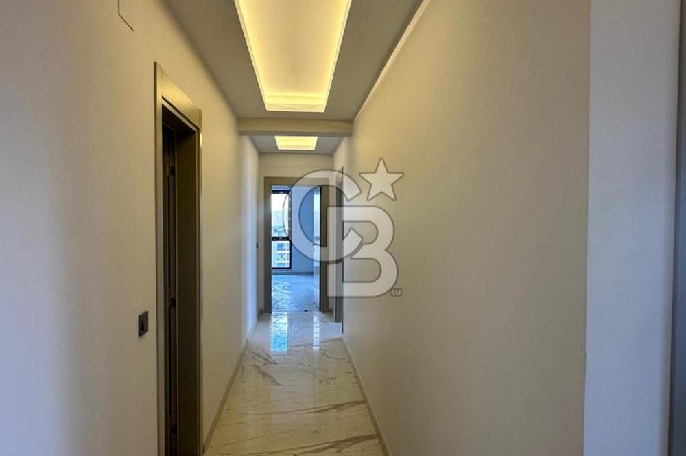 NİLÜFER KAYAPADA CADDE ÜZERİ,HAVUZLU SATILIK 3+1 DAİRE