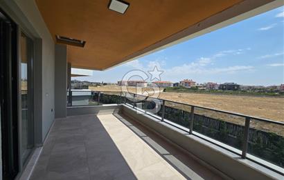 COLDWELL BANKER'DAN SELÇUKLUDA KİRALIK 7+1 VİLLA