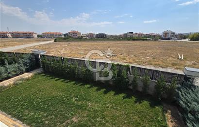 COLDWELL BANKER'DAN SELÇUKLUDA KİRALIK 7+1 VİLLA