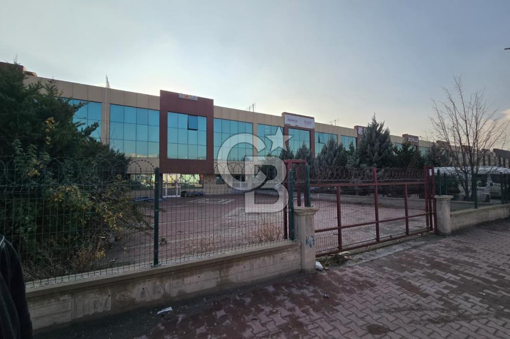 COLDWELL BANKER'DAN İMSAN SANAYİ SİTESİNDE SATILIK FABRİKA