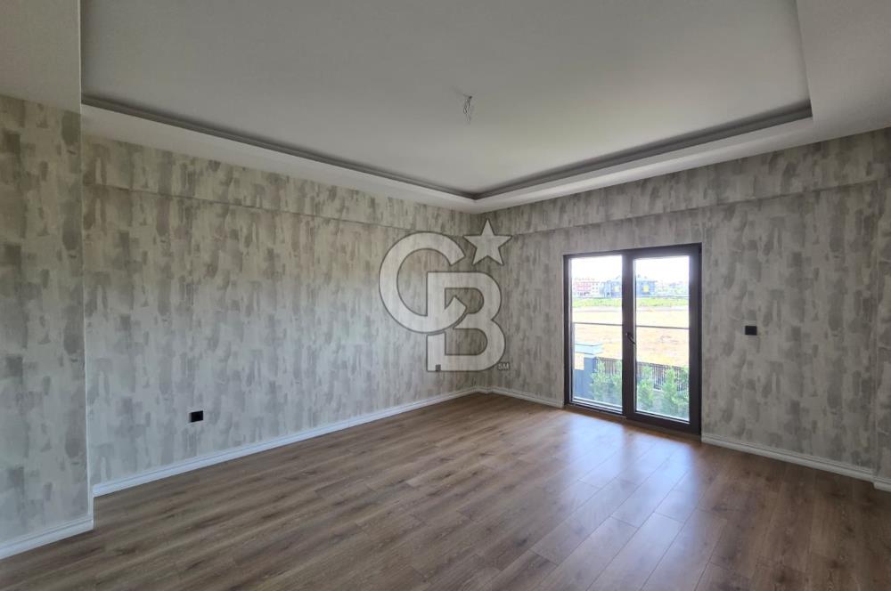 COLDWELL BANKER'DAN SELÇUKLUDA KİRALIK 7+1 VİLLA