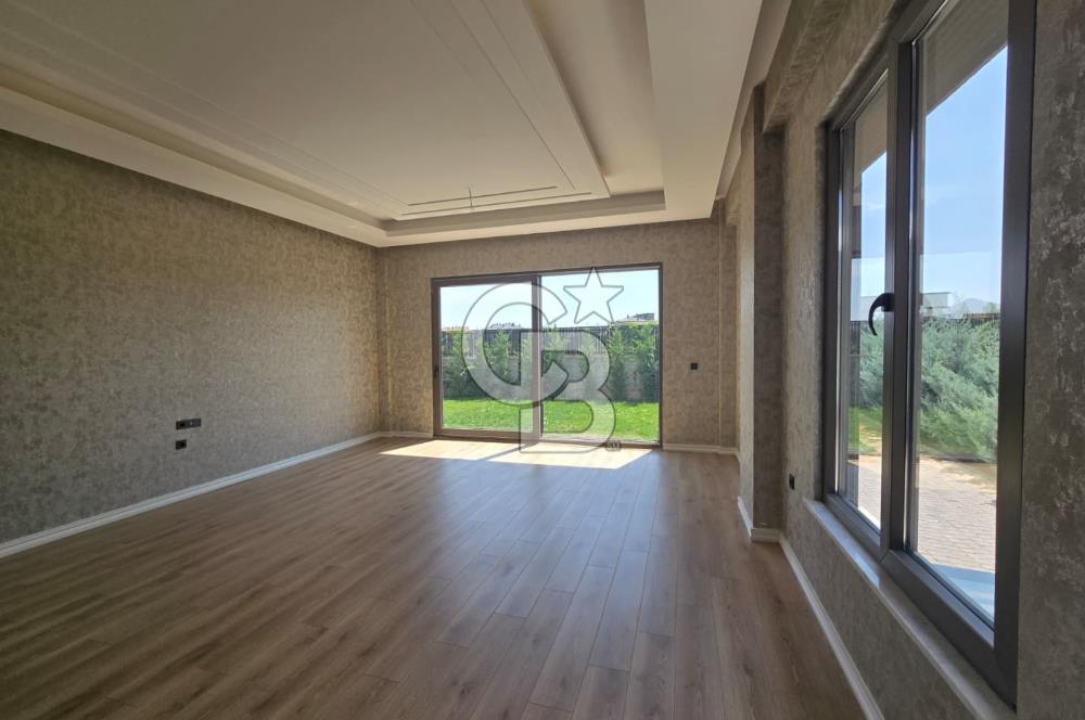 COLDWELL BANKER'DAN SELÇUKLUDA KİRALIK 7+1 VİLLA