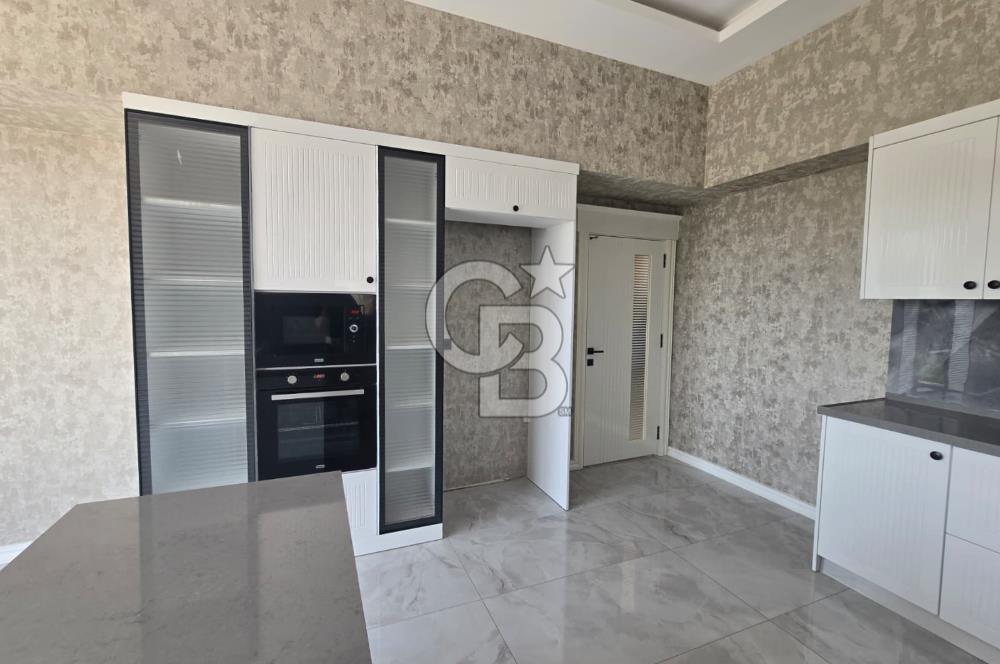 COLDWELL BANKER'DAN SELÇUKLUDA KİRALIK 7+1 VİLLA