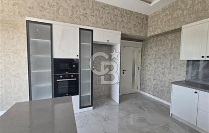 COLDWELL BANKER'DAN SELÇUKLUDA KİRALIK 7+1 VİLLA