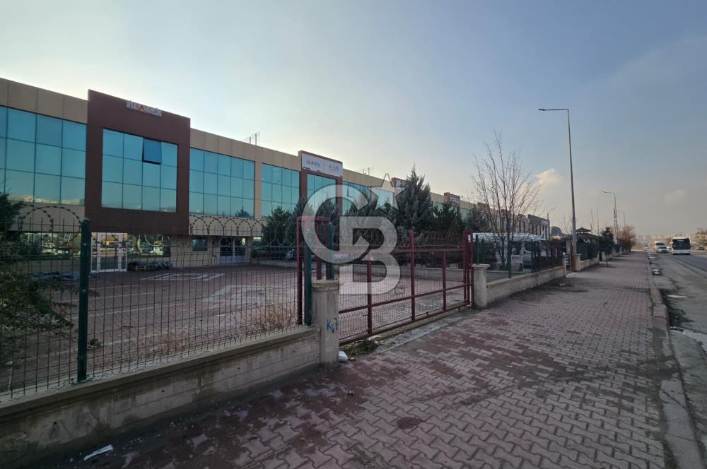 COLDWELL BANKER'DAN İMSAN SANAYİ SİTESİNDE KİRALIK FABRİKA