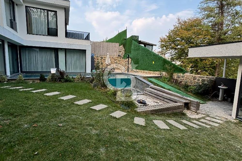 Direkt Orman Girişli, Isıtmalı Havuzlu Eşyalı Huzurlun Diğer Adı