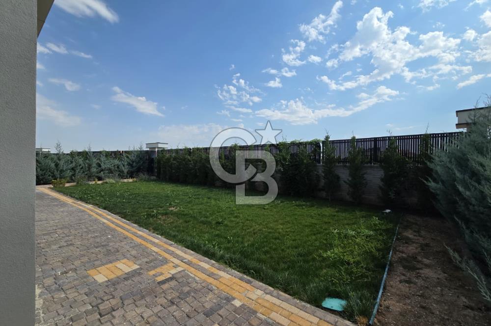 COLDWELL BANKER'DAN SELÇUKLUDA KİRALIK 7+1 VİLLA