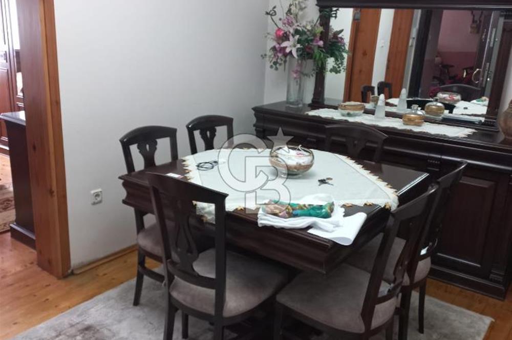 BEYKOZ YALIKÖY DE BAHÇELİ 2 KATLI MÜSTAKİL EV