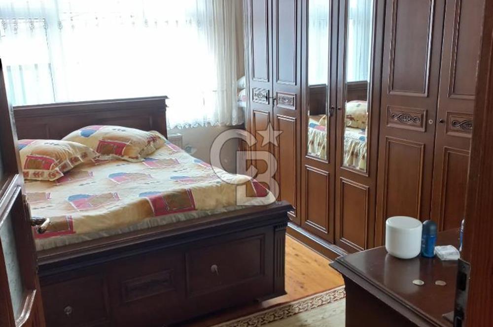 BEYKOZ YALIKÖY DE BAHÇELİ 2 KATLI MÜSTAKİL EV