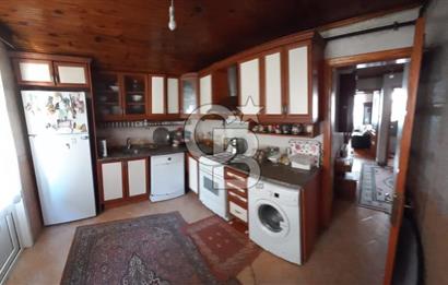 BEYKOZ YALIKÖY DE BAHÇELİ 2 KATLI MÜSTAKİL EV